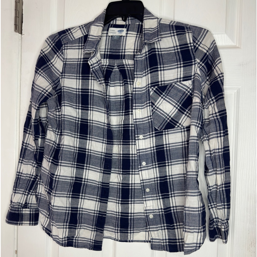 black plaid old navy flannel